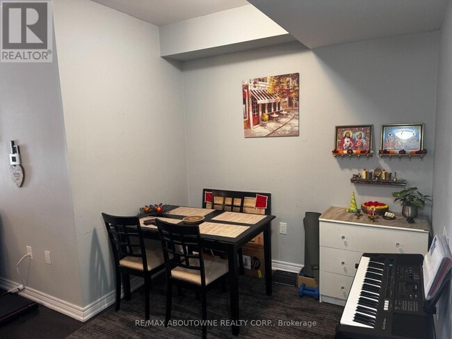 Building Photo - 2370 Khalsa Gate