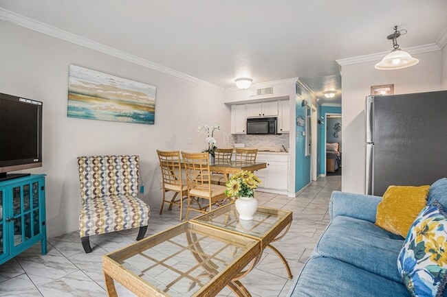 Photo - 6300 Seawall Blvd Apartment