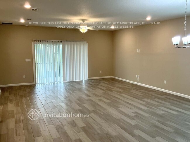 Building Photo - 11249 Oyster Creek Rd
