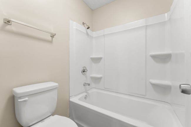 Building Photo - 644 W Caladium Cir