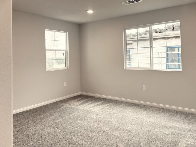 Foto del edificio - 9752 New Frst Ln