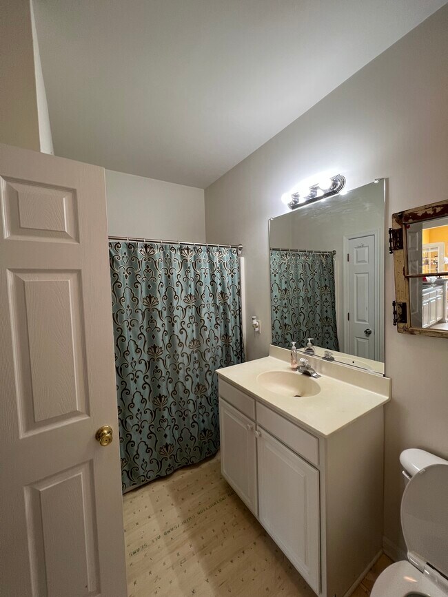 500 Cascade Ln Unit 516, Rehoboth Beach, DE 19971 Condo for Rent in