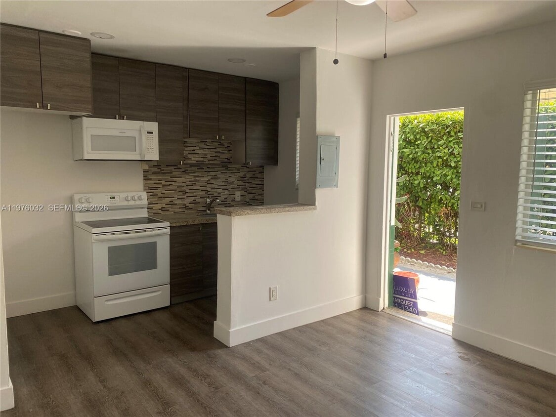 Foto del edificio - 479 SW 3rd St