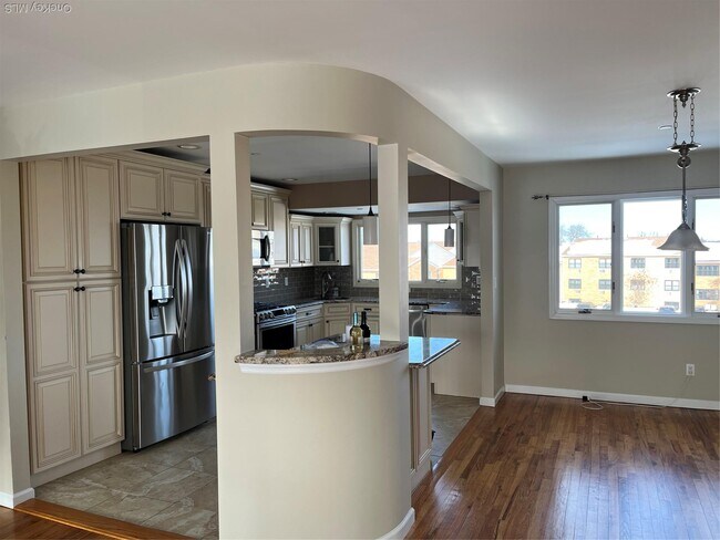 Building Photo - 50 Florence Ave