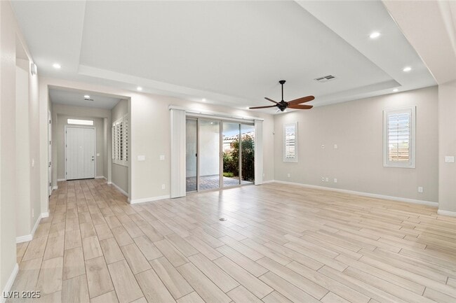 Building Photo - 11843 Cogoleto Ave