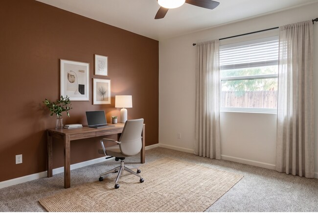 Building Photo - 2BR in the Heart of the Coronado Historic District — Steps from Local Dining & Downtown Phoenix