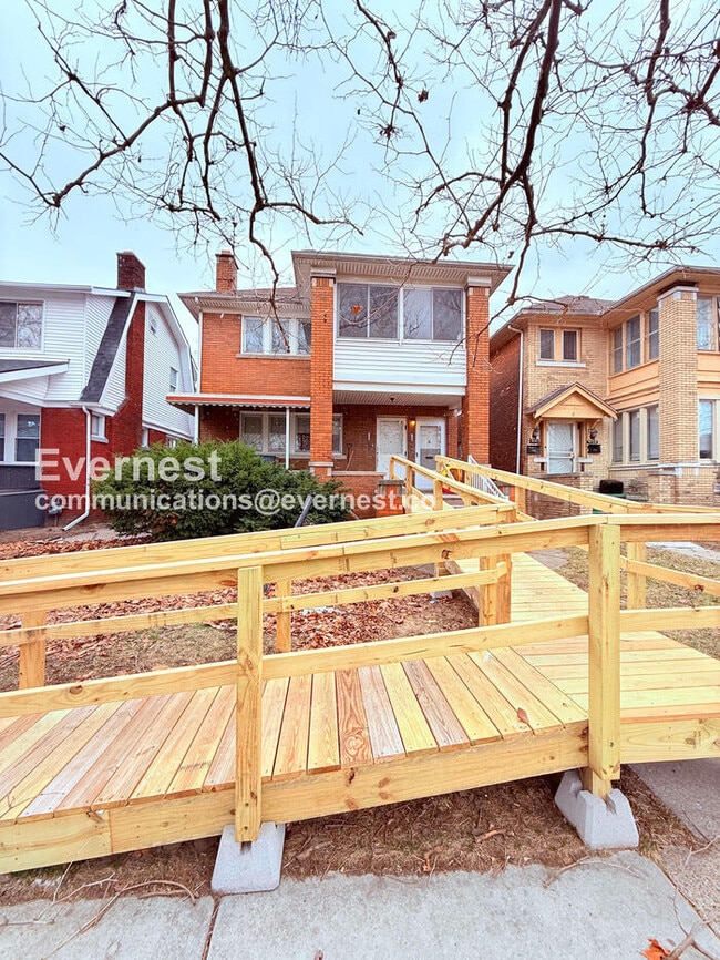 Building Photo - 5133 Whitfield St