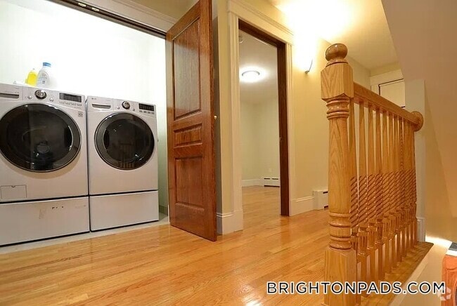 Building Photo - 46 Gerrish St