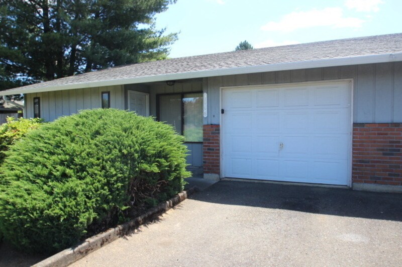 Primary Photo - 3014 NE 78th Ave