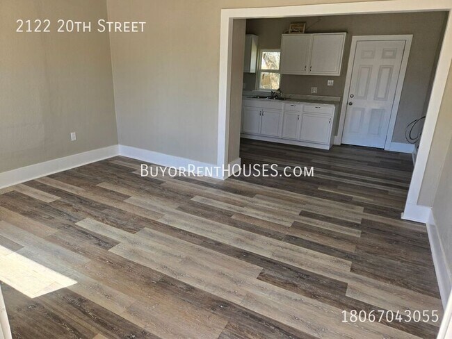 Foto del edificio - 2122 20th St