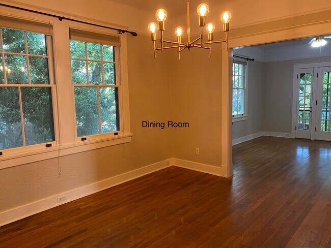 Building Photo - 4919 S Tonti St