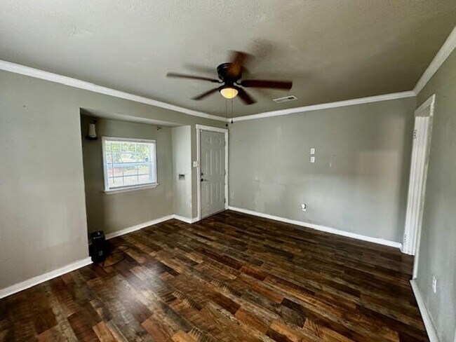 Foto del edificio - 2-Bedroom Rental in the Heart of Pine Bluff