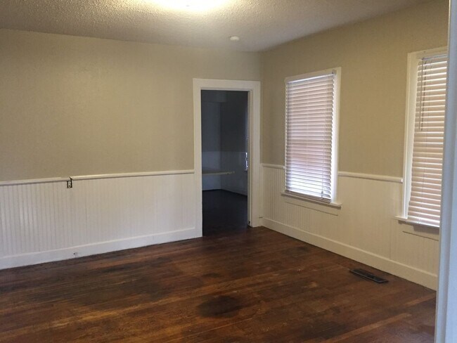 Foto del edificio - 4 bed close to TTU!!
