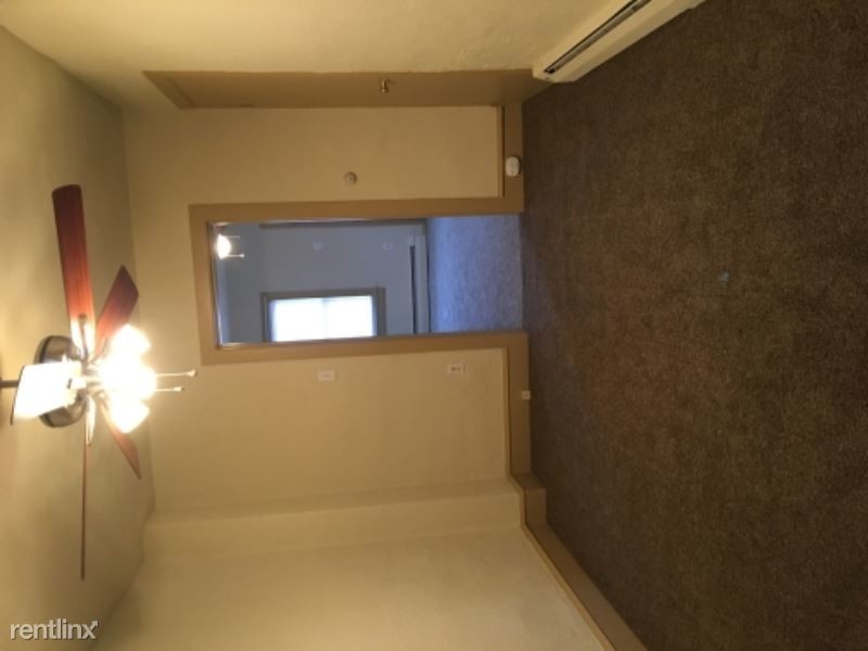 Primary Photo - 3 br, 1 bath Townhome - 361 west alley