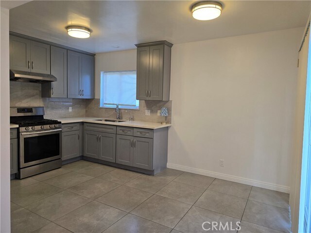 Foto del edificio - 500 Everett Ave