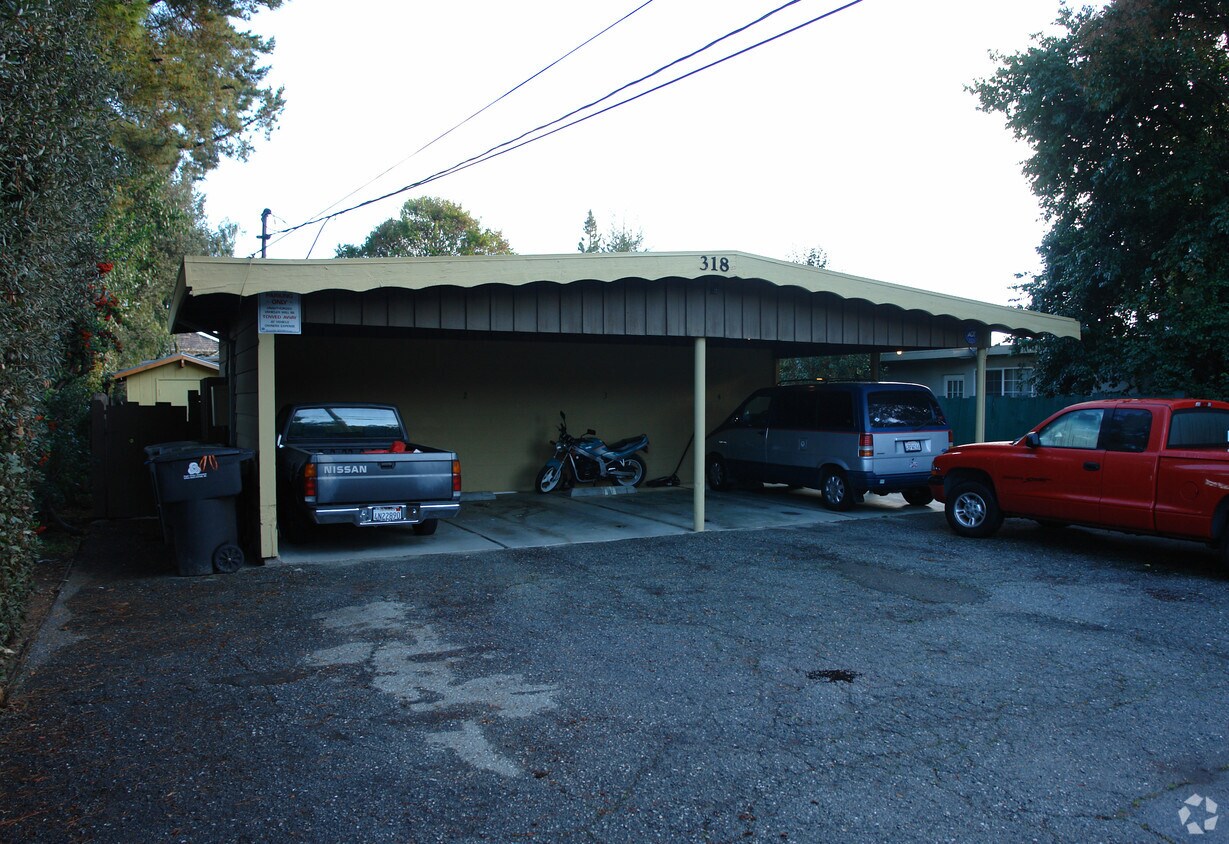 Primary Photo - 318 Gladys Ave