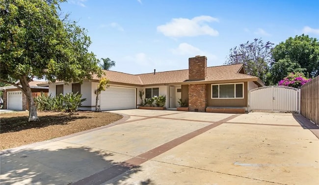 Building Photo - 8902 Sherman Dr