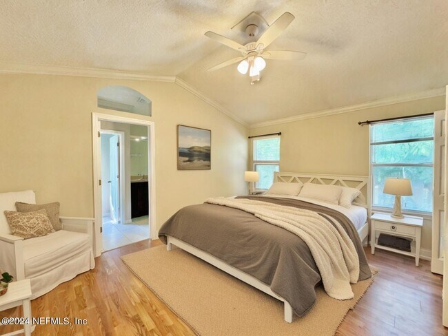 Foto del edificio - 12952 Summerwind Ln