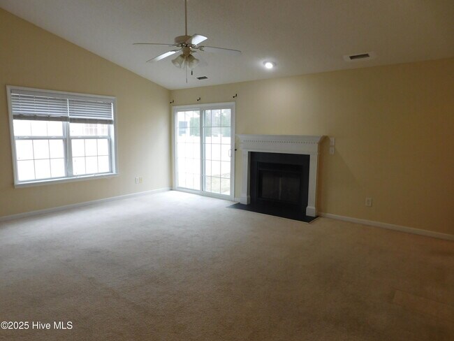 Foto del edificio - 3103 Drew Ave
