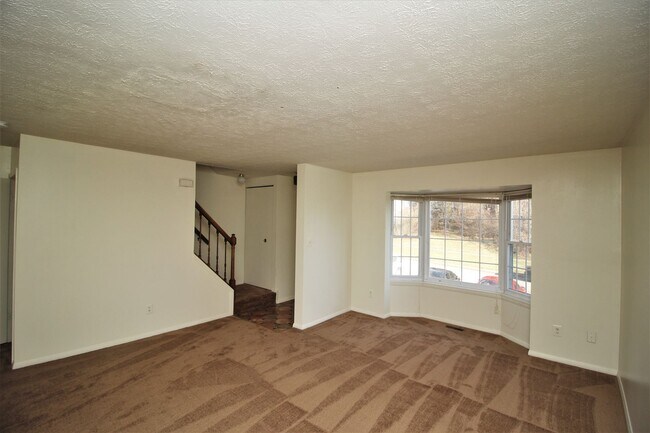 Building Photo - Very Nice Nottingham 3bd/2.5ba Townhouse w/ CAC & W/D--Available 8/14
