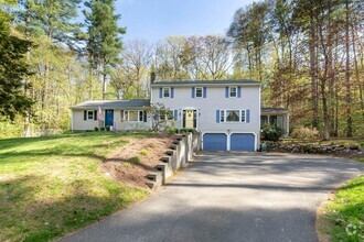 Building Photo - 11 Beebe Ln