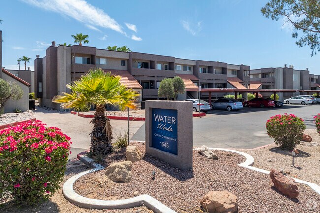 Foto del edificio - Water Works