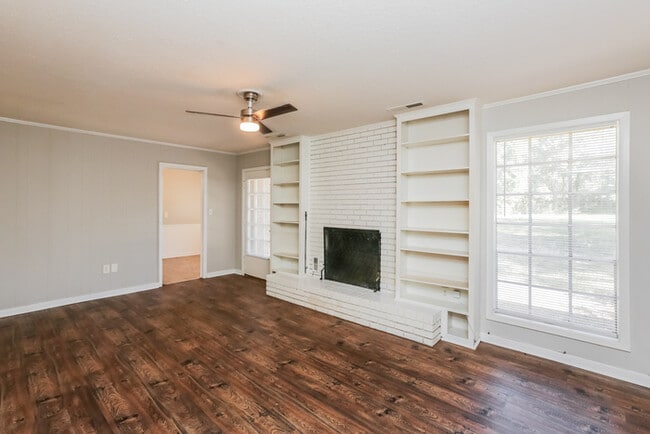 Building Photo - 116 Old Canton Hill Dr