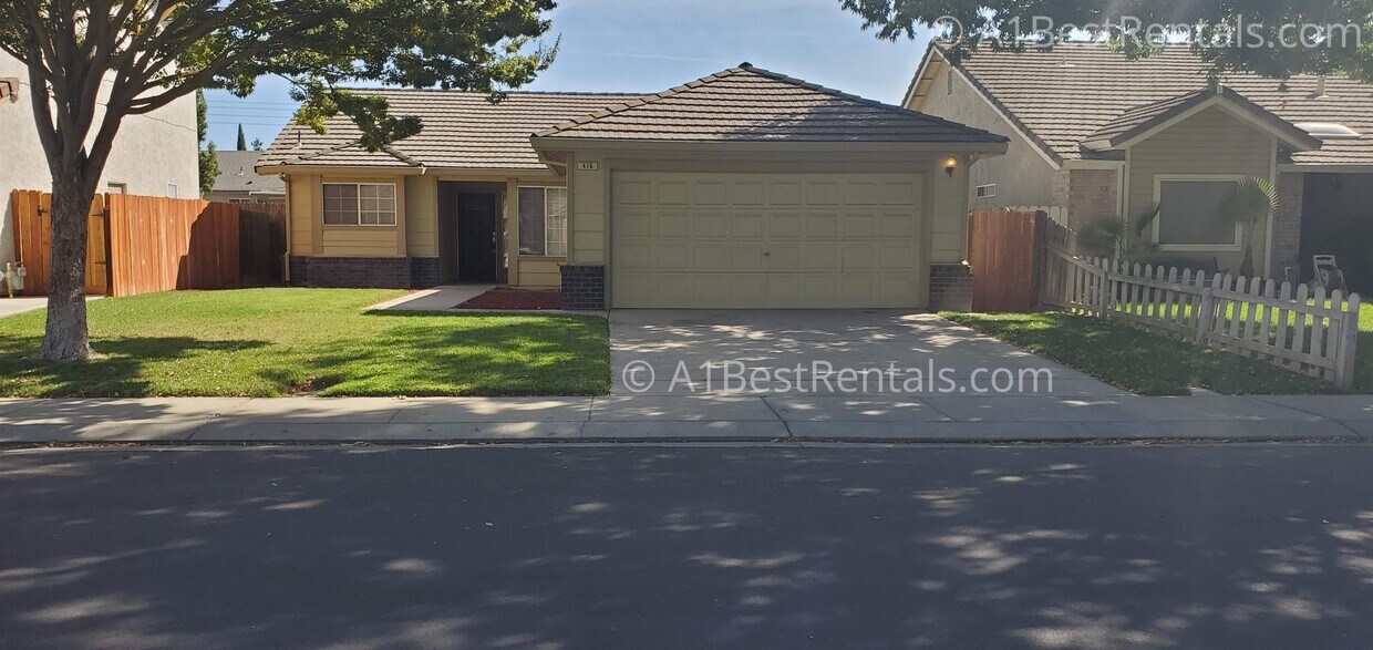 Foto principal - 416 Mid Pines Way