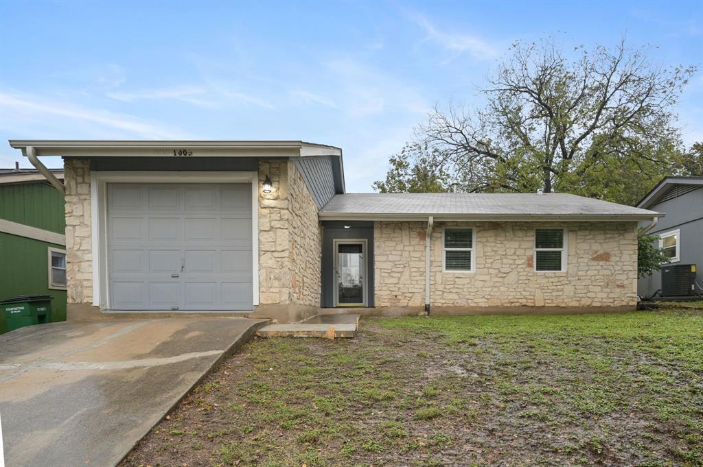 1007 Walter St, Austin, TX 78702 House Rental in Austin, TX