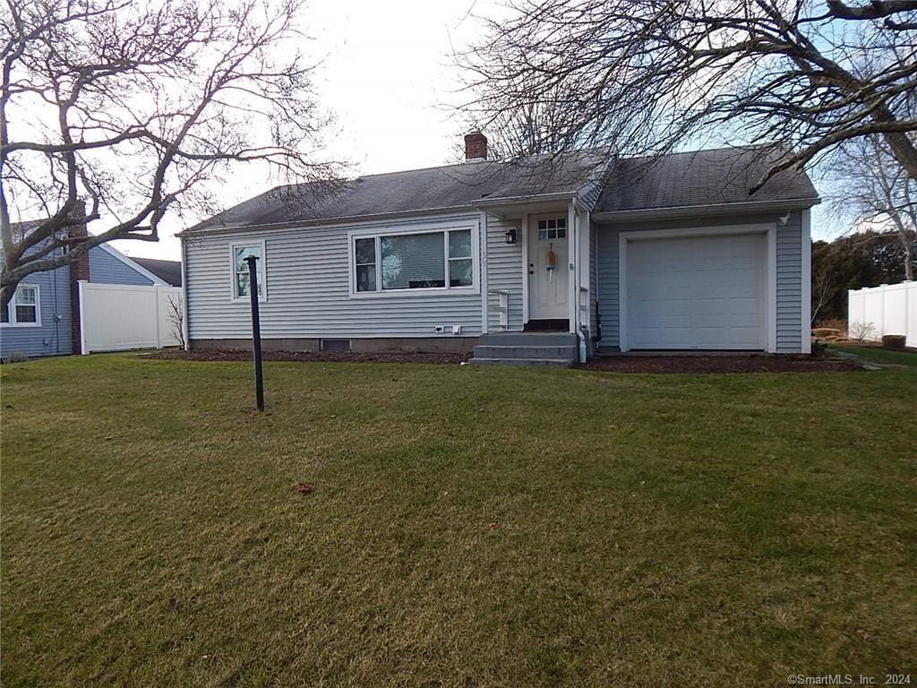 Primary Photo - 39 Muller Ave