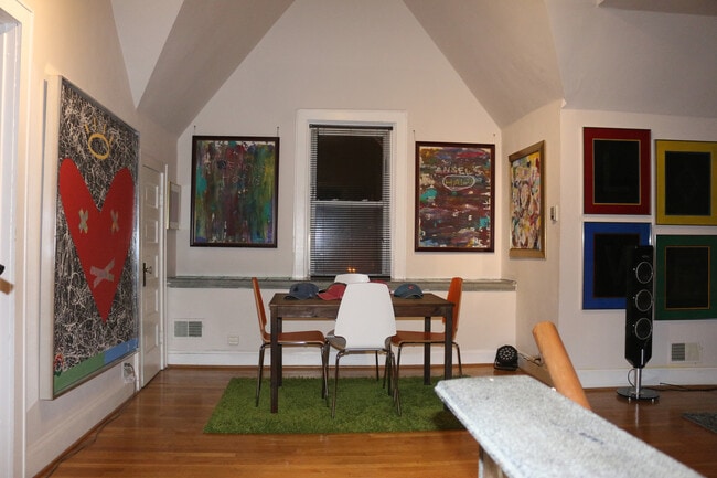 Foto del edificio - 707 E Brady St