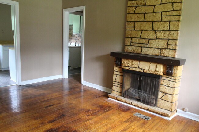 Foto del edificio - 103 S Shadowlawn Dr