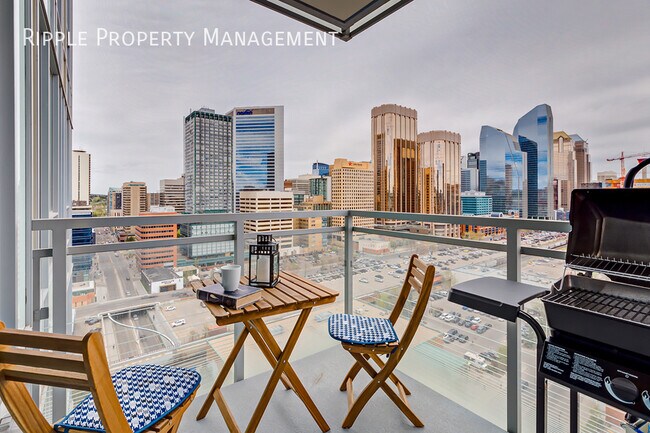 Building Photo - AMAZING FURNISHED 1 BED/ 1 BATH CONDO WITH STUNNING CITY VIEW