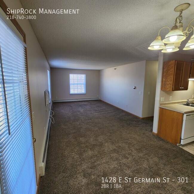 Foto del edificio - 1428 E St Germain St