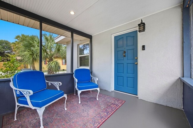 Foto del edificio - 6236 S Martindale Ave