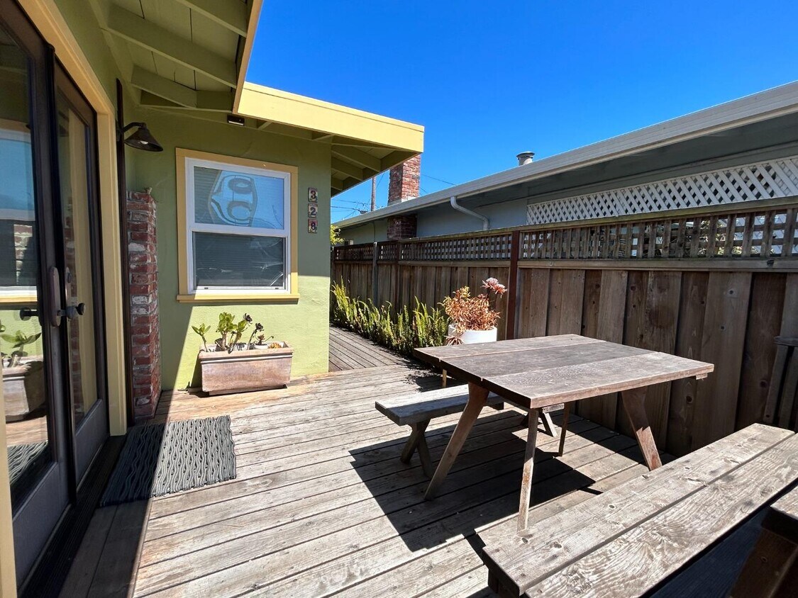 Foto principal - 328 34th Ave