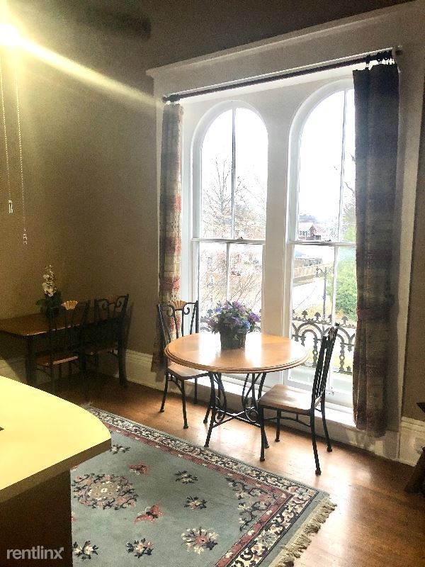 Primary Photo - 2 br, 1 bath Apartment - 1206 E Main St
