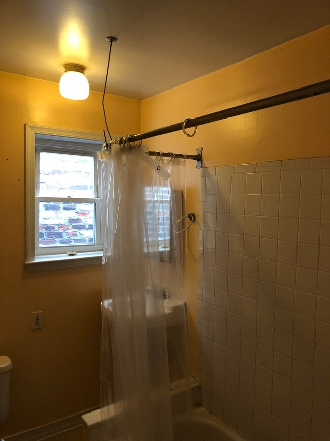 bathroom - 806 S 6th St