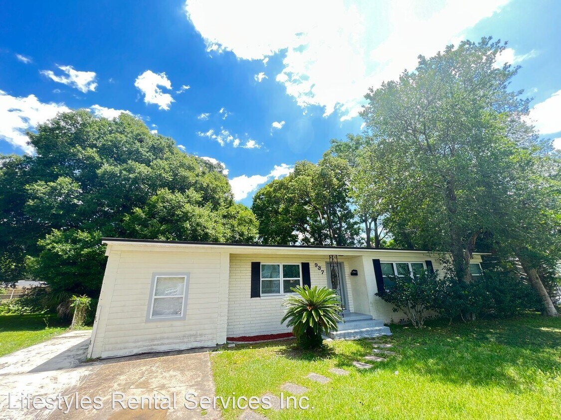 Primary Photo - 4 br, 2 bath House - 937 Moravon Ave