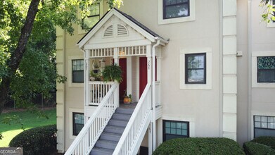 Building Photo - 290 Appleby Dr