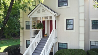 Building Photo - 290 Appleby Dr