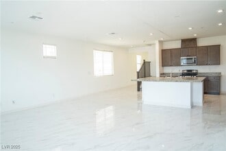 Building Photo - 4153 Rancho Crossing St