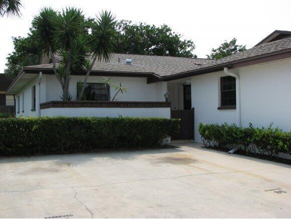 Primary Photo - 290 Paradise Blvd