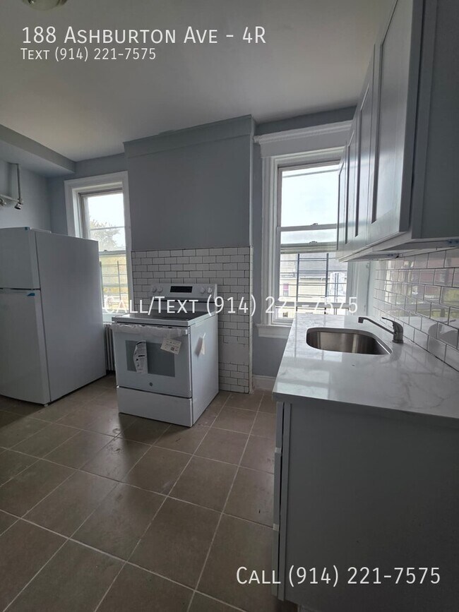 Building Photo - 188 Ashburton Ave