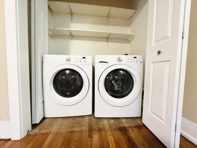 Foto del edificio - 925 Wilson Ave S