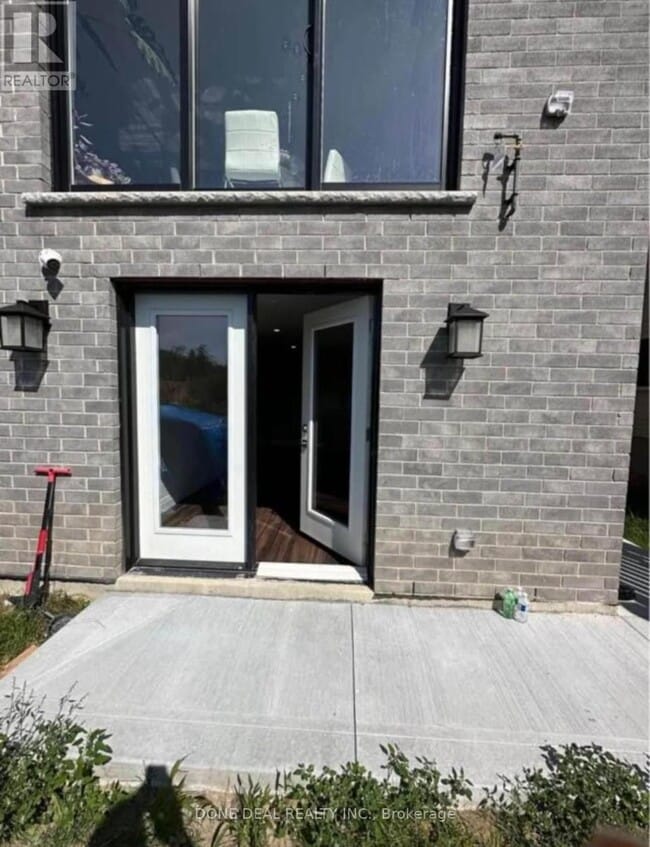 Building Photo - 115 Pondcliffe Dr