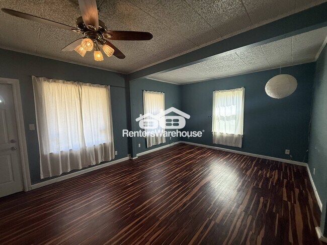 Foto del edificio - 6308 E B St