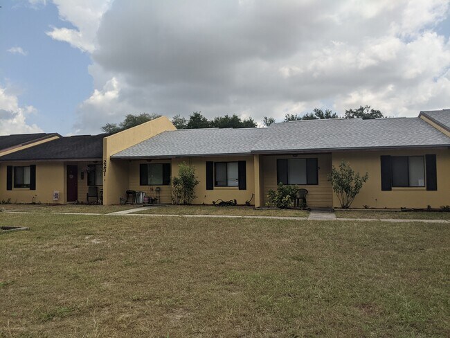 Propiedad - 2231 Ascot Ct