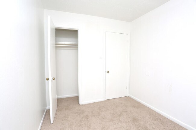 Bedroom - 1901 Apartments