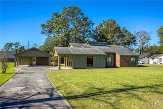 Building Photo - 130 Chavis Sq